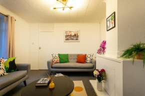 3Br-5Guests-Parking-Netflix-10minCentralNottingham